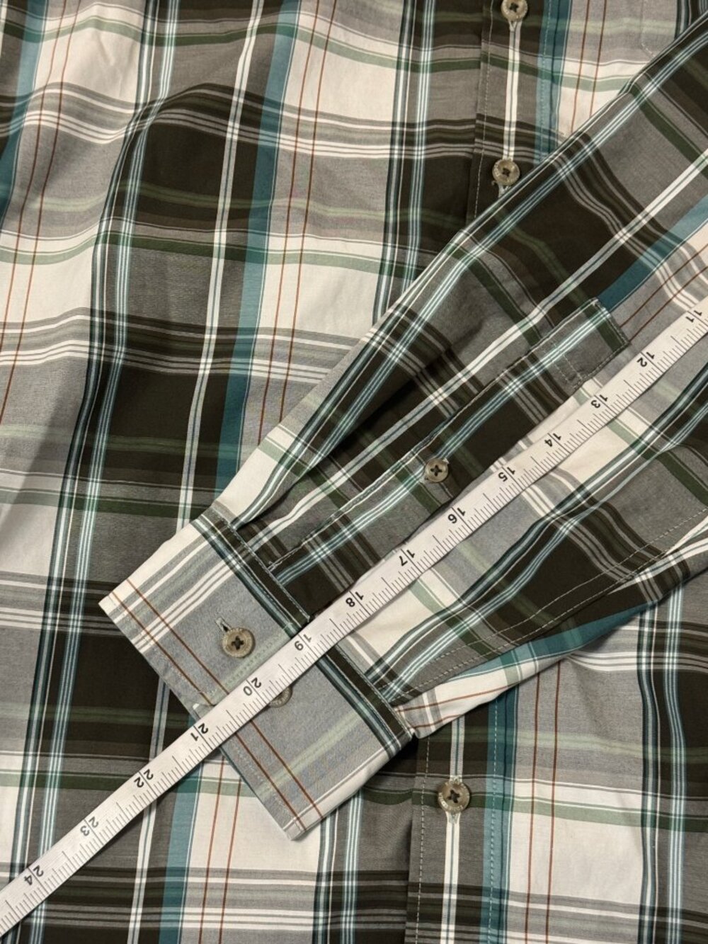 Eddie Bauer Shirt Mens LT Classic Fit Plaid Button Up Long Sleeve Green Gray - Picture 7 of 9